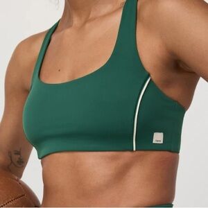 Vuori Daily piped bra